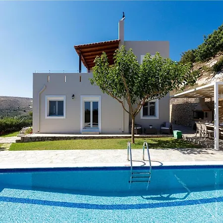 Agios Antonios Willa *