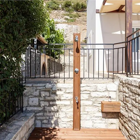 Agios Antonios